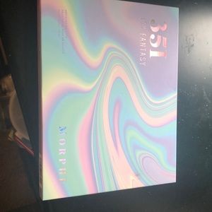 Morphe 351 Icy Fantasy Palette